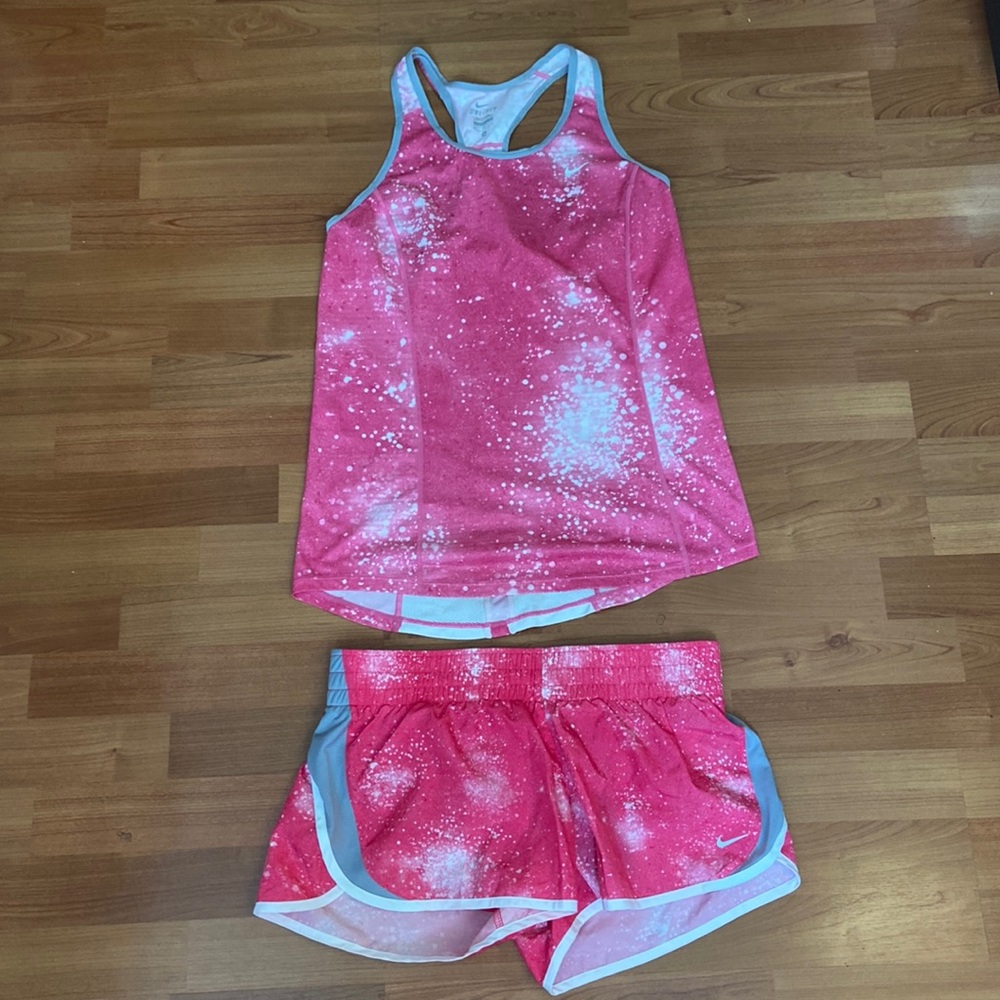 Nike workout set NWT